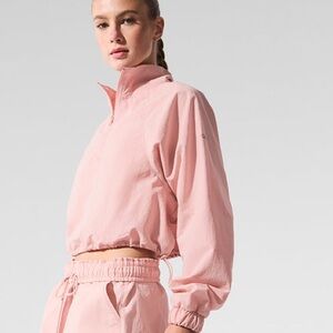 ALO Yoga Cropped 1/4 Zip Alumni Pullover